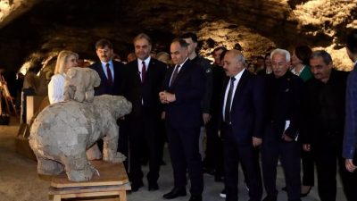 Çankırı’da Yer Altı Tuz Şehri’nde düzenlenen programda bilimsel çalışmalar tanıtılırken,