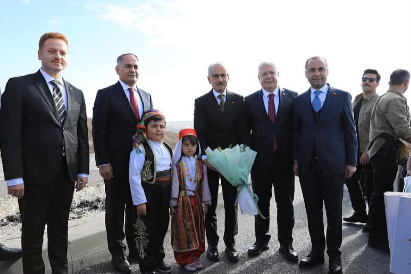 Ulaştırma ve Altyapı Bakanı Abdulkadir Uraloğlu, Çankırı’da gerçekleştirdiği ziyaret kapsamında