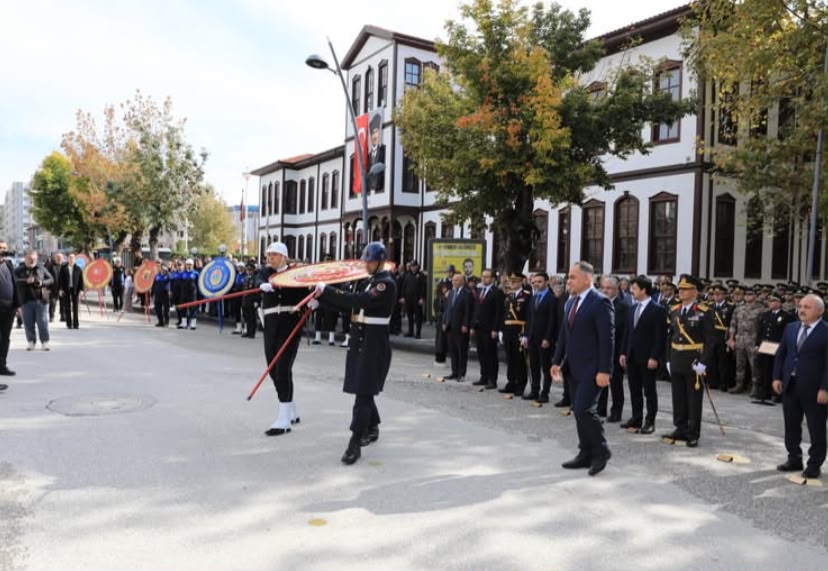 29 Ekim Cumhuriyet Bayramı’nın 103. yıl dönümü dolayısıyla düzenlenen törende,