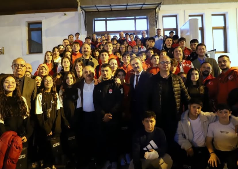  Çankırı Belediye Başkanı İsmail Hakkı Esen, Cumhuriyet Bayramı öncesinde